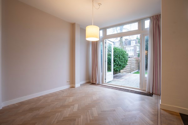 Medium property photo - Jozef Israëlslaan 31, 2596 AM The Hague